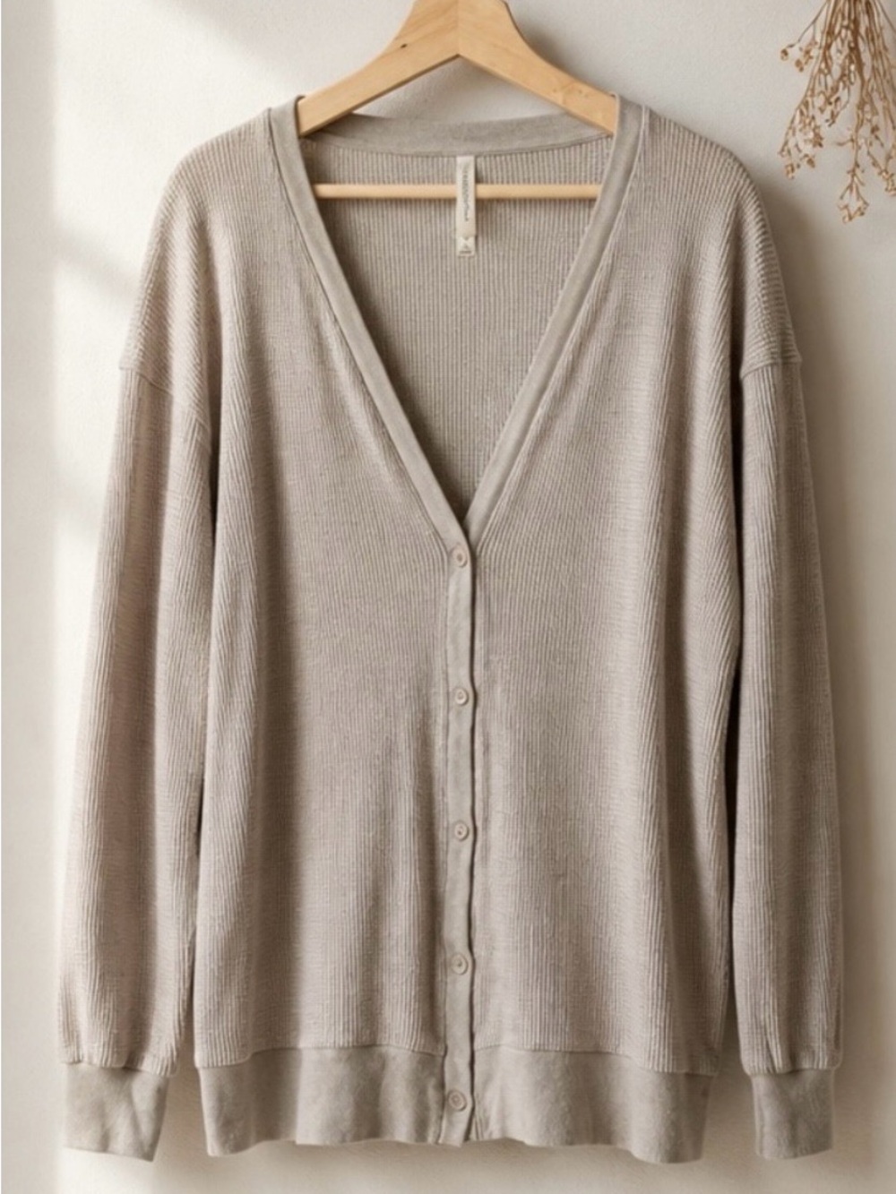 Babaton Neutral Beige V-Neck Button-Front Cardigan
